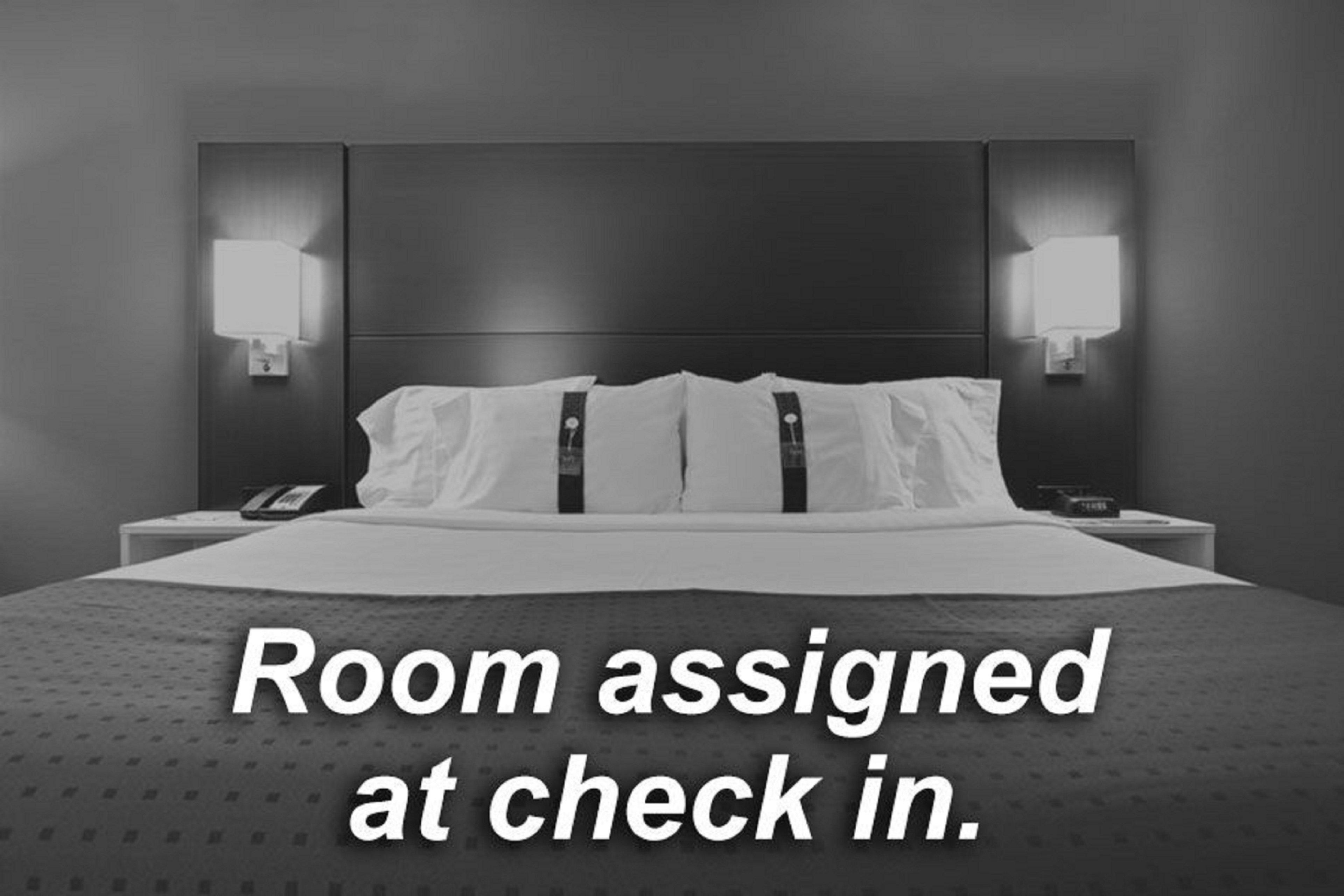 Holiday Inn Express & Suites Detroit - Novi By Ihg Екстер'єр фото