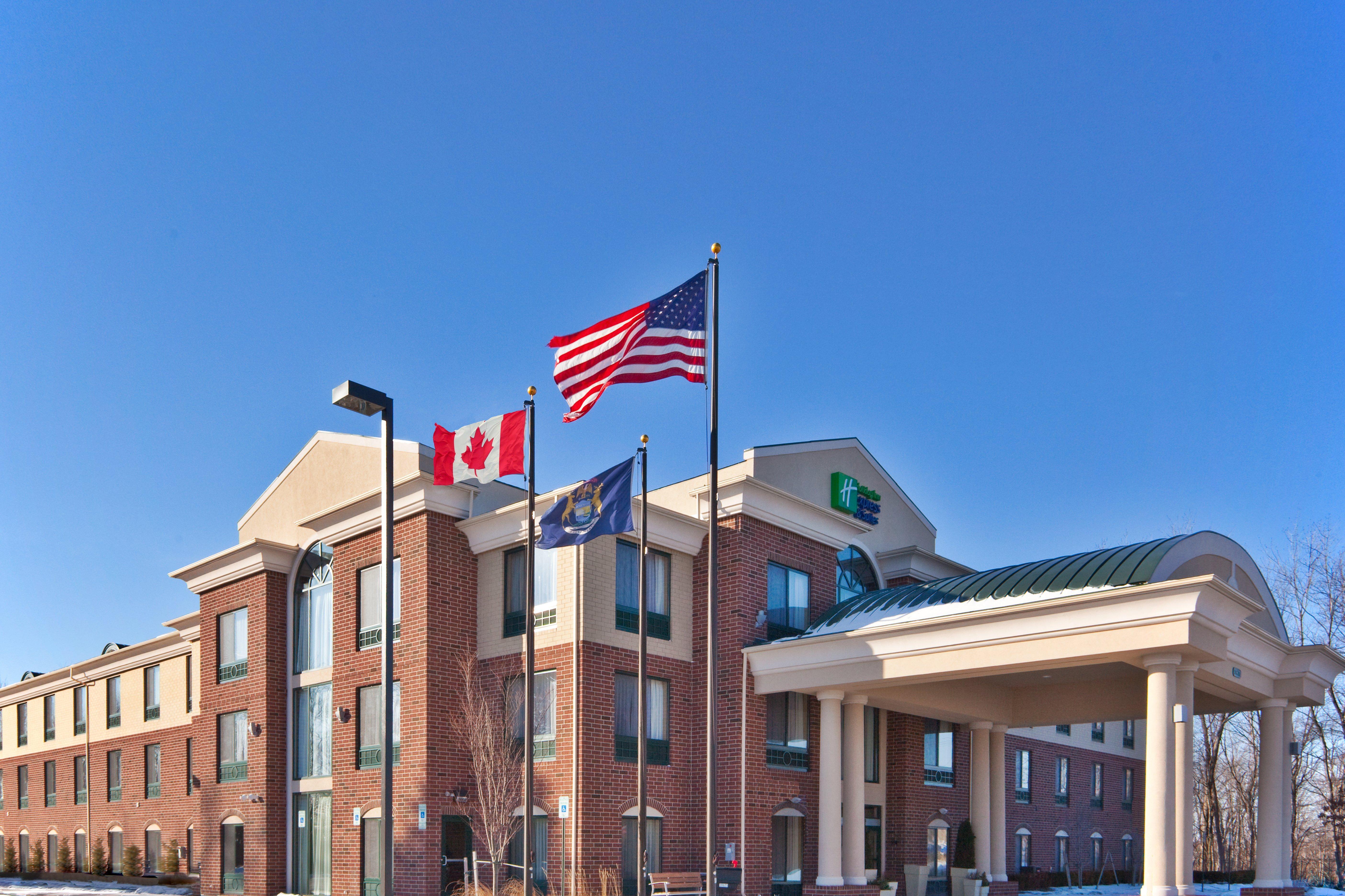 Holiday Inn Express & Suites Detroit - Novi By Ihg Екстер'єр фото
