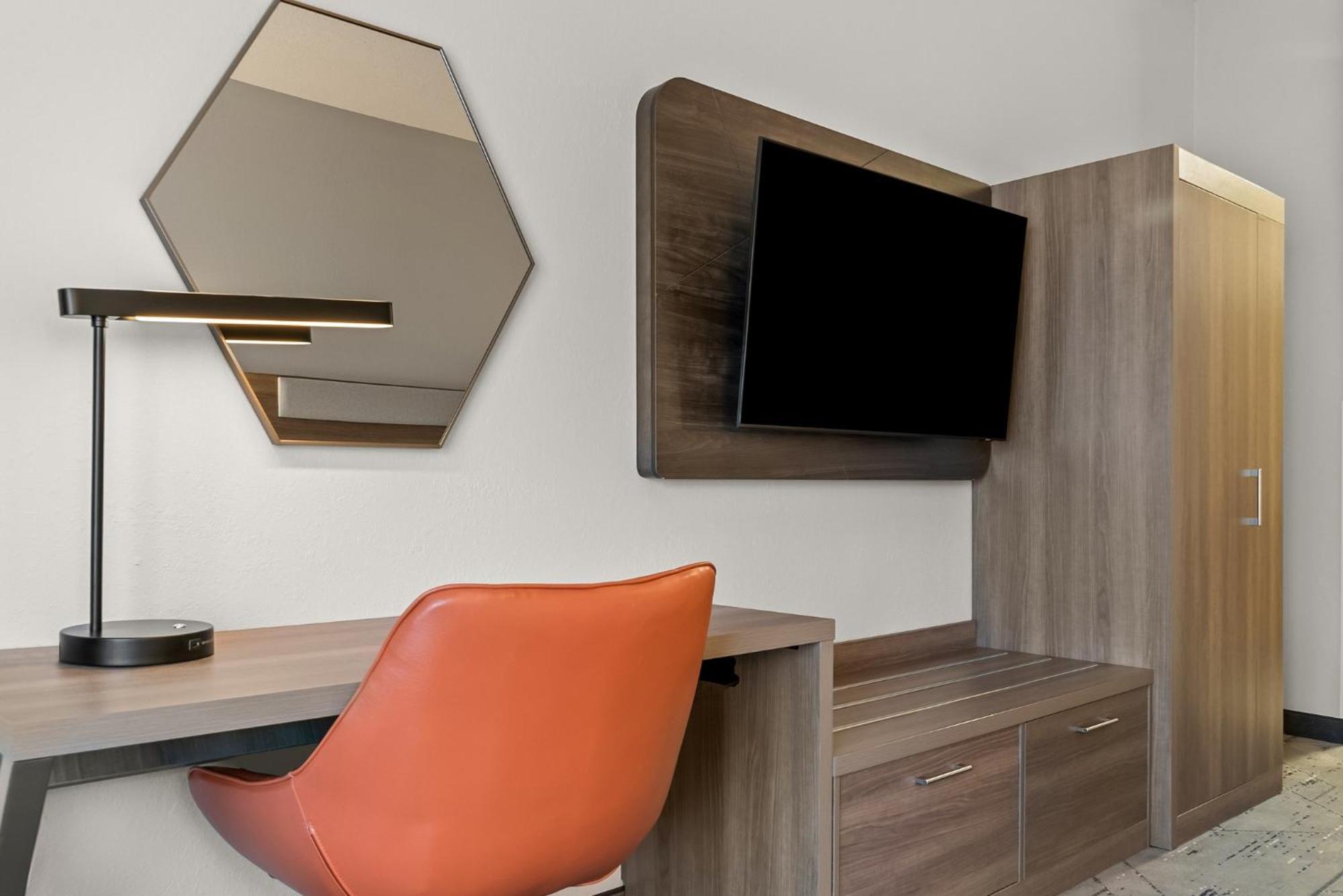 Holiday Inn Express & Suites Detroit - Novi By Ihg Екстер'єр фото