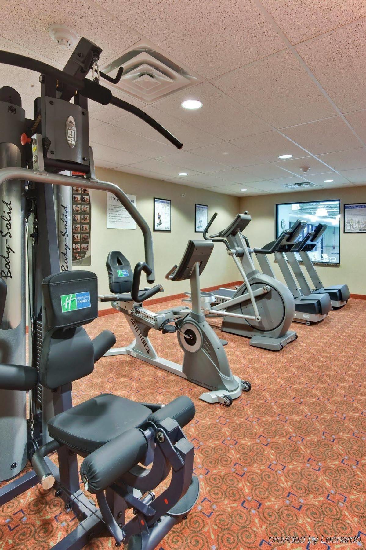 Holiday Inn Express & Suites Detroit - Novi By Ihg Екстер'єр фото