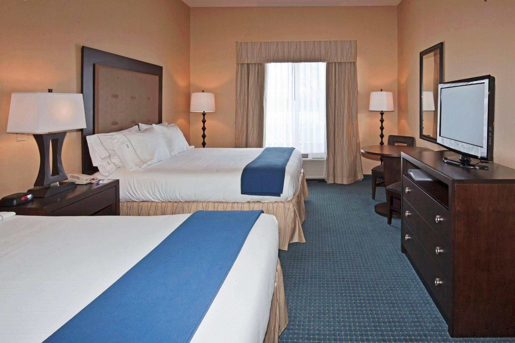 Holiday Inn Express & Suites Detroit - Novi By Ihg Екстер'єр фото
